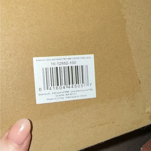 NWT Limited Edition Stanley Copper Tinsel 40oz Quencher - Picture 7 of 7